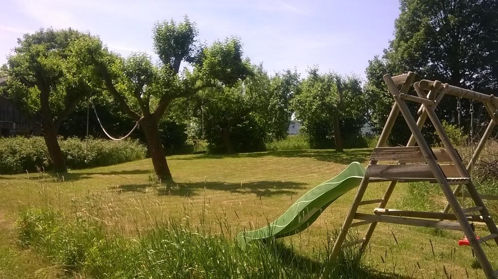 Country House U Potoka Guest House Bozanov Luaran gambar
